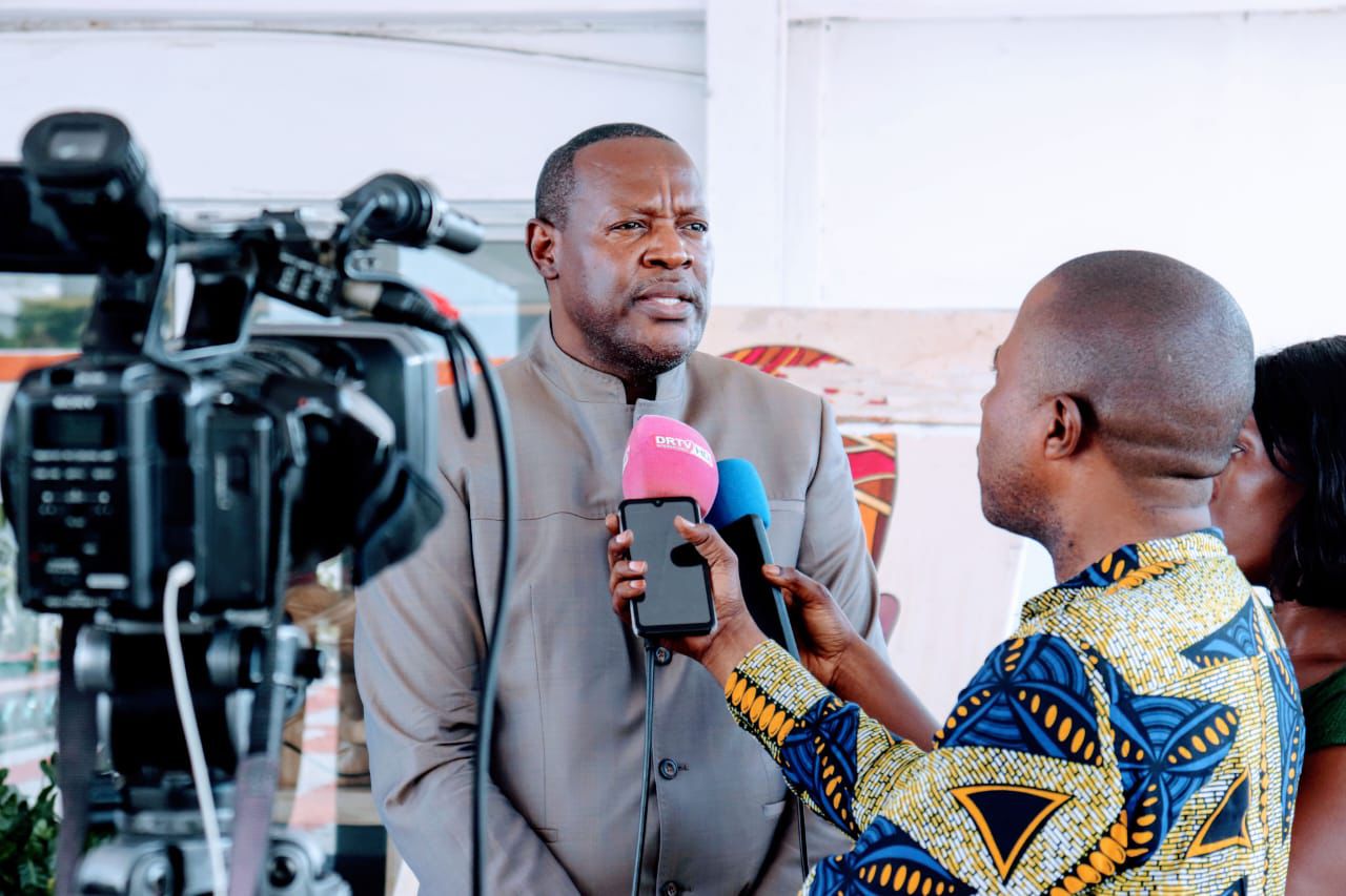 Target Sarl presents a series of studies conducted in the Republic of Congo to local media. 